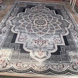 Brand New beautiful luxury Isfahan turkish rugs colour grey size 230x160cm 
Collection le5