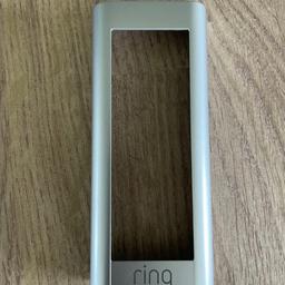 RING PRO 2 DOORBELL ORIGINAL INTERCHANGEABLE SILVER FACEPLATE

FACEPLATE INTERCHANGEABLE

SILVER

FOR RING PRO 2 DOORBELL ONLY

AND INSTRUCTIONS

FACEPLATE EASILY SNAPS INTO PLACE AND

SECURES WITH YOUR EXISTING DOORBELL'S SECURITY SYSTEMS