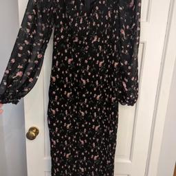 Missguided midi dress 
Great condition 
Size 10