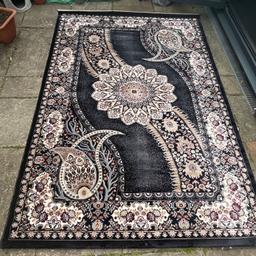 Brand new beautiful luxury Isfahan turkish rugs Colour black size 300x200cm The finest rugs 
Collection le5