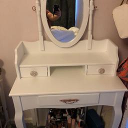 Lovely white dressing table with 3 draws , lovely handles. In good condition as is. Long handle does have signs of wear. 
Open to offers