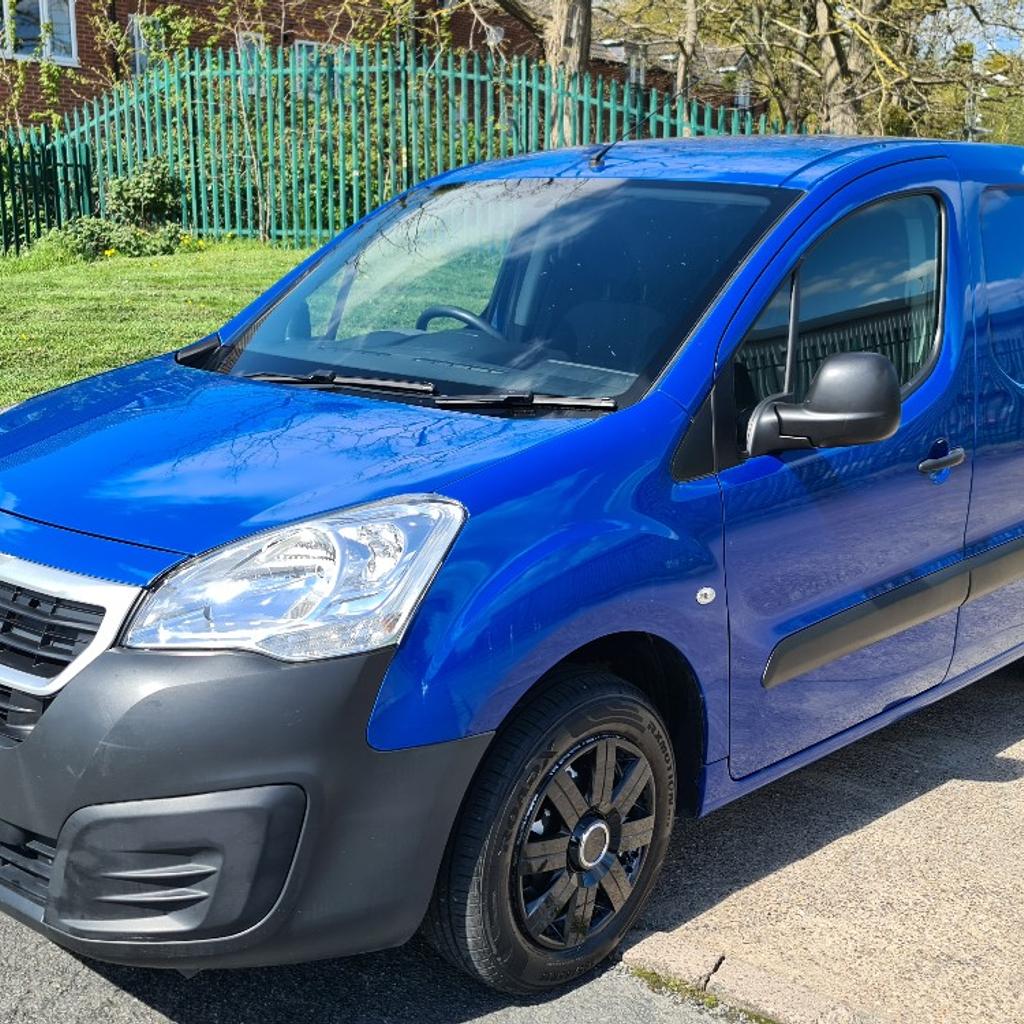 Call 07857555400 NasCars Loughborough LE11 5JU. 2017 Peugeot Partner van 1.6hdi turbo diesel Euro 6 ULEZ 1 owner from new full service history. Rear parking sensors, New Timing belt kit + water pump at 128k miles, New alternator + belt at 173k miles, well maintained example, drives well. Choice of 4 similar vans in stock. NasCars Loughborough Call 07857555400, we at NasCars Loughborough have variety of Mercedes Sprinter LWB Vans in stock. Please call 07857555400 or