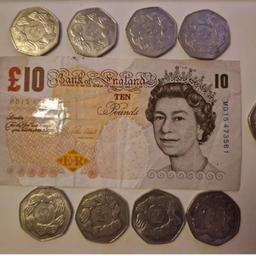 Old Queen Paper £10 Note Ten pound and some coins


Coins 9 total , old 50p coins


Condition used