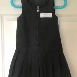 💥💥 OUR PRICE IS JUST £2 💥💥

Preloved girls school pinafore dress in grey

Age: 3-4 years
Brand: George
Condition: like new hardly used

All our preloved school uniform items have been washed in non bio, laundry cleanser & non bio napisan for peace of mind

Collection is available from the Bradford BD4/BD5 area off rooley lane (we have no shop)

Delivery available for fuel costs

We do post if postage costs are paid For

No Shpock wallet sorry