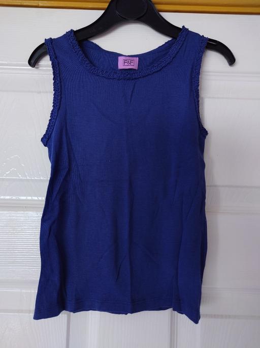 Buy & Sell Leicestershire Charnwood - Photos for Girls navy sleeveless top size 4-5 years