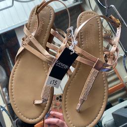 Brand new sandal uk size 6 
Pink