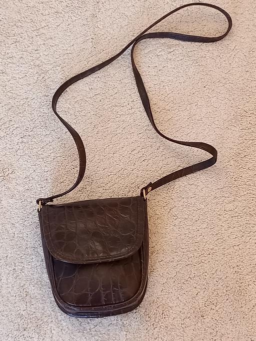 Buy & Sell Surrey Guildford - Photos for Dark brown long shoulder bag