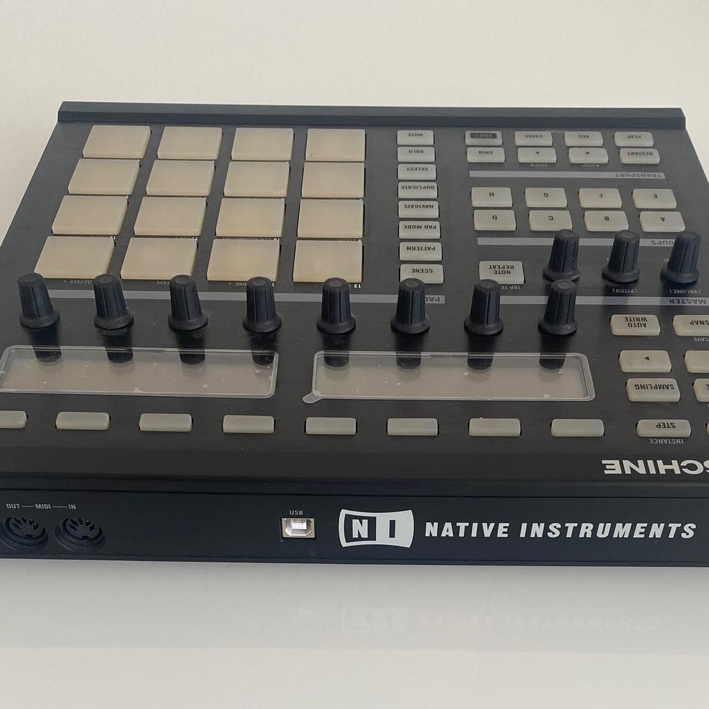 Native Instruments Maschine MK1 in 6020 Innsbruck für € 160,00 zum ...