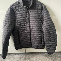 Men’s Emporio Armani Genuine Jacket in very good condition from pet and smoke free home.

Size S