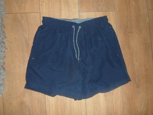 Buy & Sell Greater Manchester Manchester - Photos for MENS SWIM SHORTS SMALL (76-81CM WAIST )