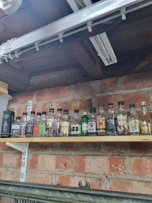 Buy & Sell West Midlands Coventry - Photos for 17 miniature alcohol bottles.