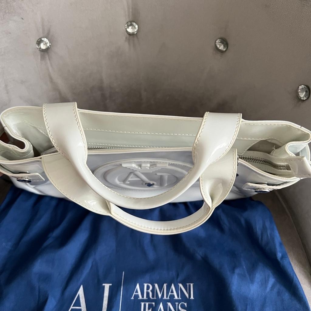 Weiße Armani Tasche in sehr guten Zustand