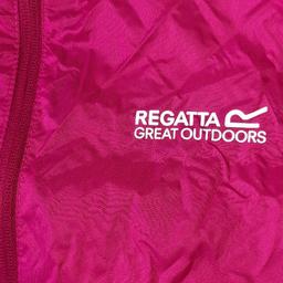 Girls Regatta Great Outdoors pink pack it Jacket age 9-10. Excellent condition. See photos for condition size flaws materials etc. I can offer try before you buy option if you are local but if viewing on an auction site viewing STRICTLY prior to end of auction.  If you bid and win it's yours. Cash on collection or post at extra cost which is £2.85 Royal Mail 2nd class. I can offer free local delivery within five miles of my postcode which is LS104NF. Listed on five other sites so it may end abruptly. Don't be disappointed. Any questions please ask and I will answer asap.
Please check out my other items. I have hundreds of items for sale including bikes, men's, womens, and children's clothes. Trainers of all brands. Boots of all brands. Sandals of all brands. 
There are over 50 bikes available and I sell on multiple sites so search bikes in Middleton west Yorkshire.