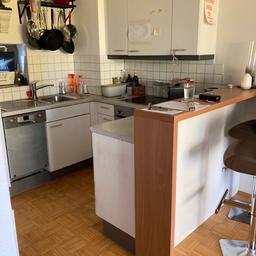 Küche gratis zur Selbstabholung in Bregenz
Geschirrspülmaschine ist nicht vorhanden, Kühlschrank funktioniert 