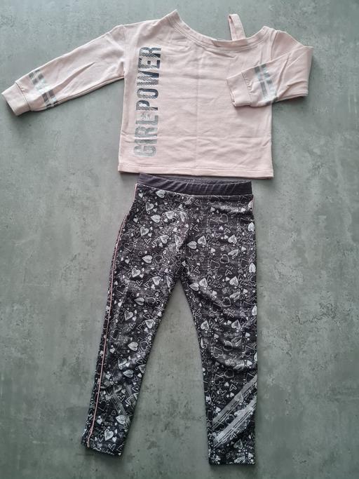 Buy & Sell Derbyshire South Derbyshire - Photos for Girls leggings and top set