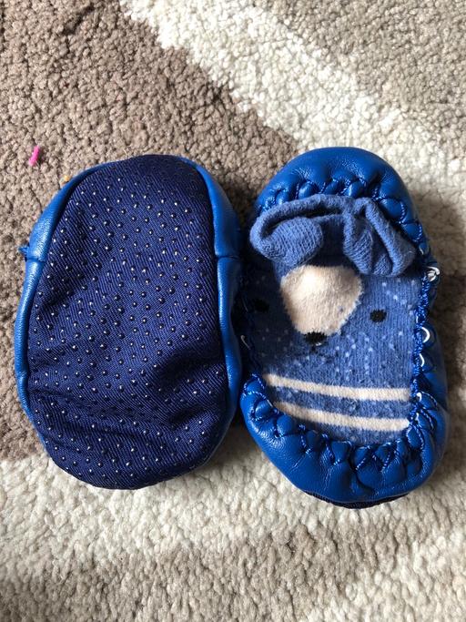 Buy & Sell Derbyshire South Derbyshire - Photos for Baby slippers 0-6 months