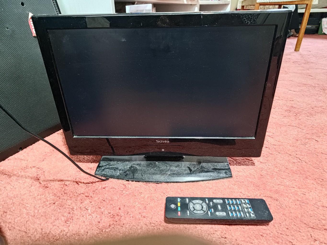 technica-16-inch-tv-in-tw7-london-for-25-00-for-sale-shpock