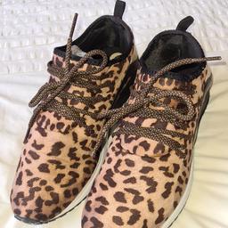 Claudie Ghizzani Leopard Print Suede Trainers. Beige Black And Gold. Uk6.  See photos for condition size flaws materials etc. I can offer try before you buy option if you are local but if viewing on an auction site viewing STRICTLY prior to end of auction.  If you bid and win it's yours. Cash on collection or post at extra cost which is £4.55 Royal Mail 2nd class. I can offer free local delivery within five miles of my postcode which is LS104NF. Listed on five other sites so it may end abruptly. Don't be disappointed. Any questions please ask and I will answer asap.
Please check out my other items. I have hundreds of items for sale including bikes, men's, womens, and children's clothes. Trainers of all brands. Boots of all brands. Sandals of all brands. 
There are over 50 bikes available and I sell on multiple sites so search bikes in Middleton west Yorkshire.