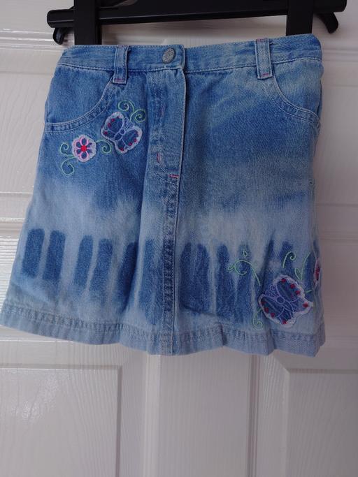 Buy & Sell Leicestershire Charnwood - Photos for Girls denim skirt size 3 years