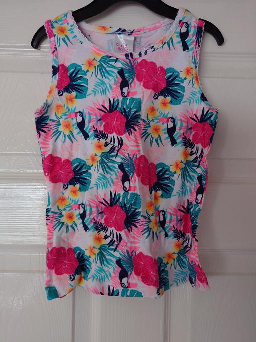 Buy & Sell Leicestershire Charnwood - Photos for Girls floral vest top size 4 years