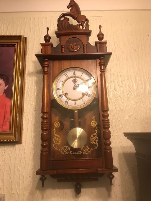 Buy & Sell Caerphilly - Wales Ochrwyth - Caerphilly - Photos for Overwound clock