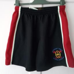 Archbishop Temple Physical Education kit.
Shorts 32in/81cm
Top 42/44in 107/112cm

one size entered as unable to place this as a kit.

Label from the top partially cut out.
