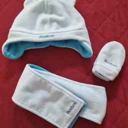 Baby Reebox winter Hat, Scarf and gloves set in Blue
Condition: NEW without tags
Size: 0-3mths 

Buyer to collect from Haydock Area of St Helens WA11 

Cash only