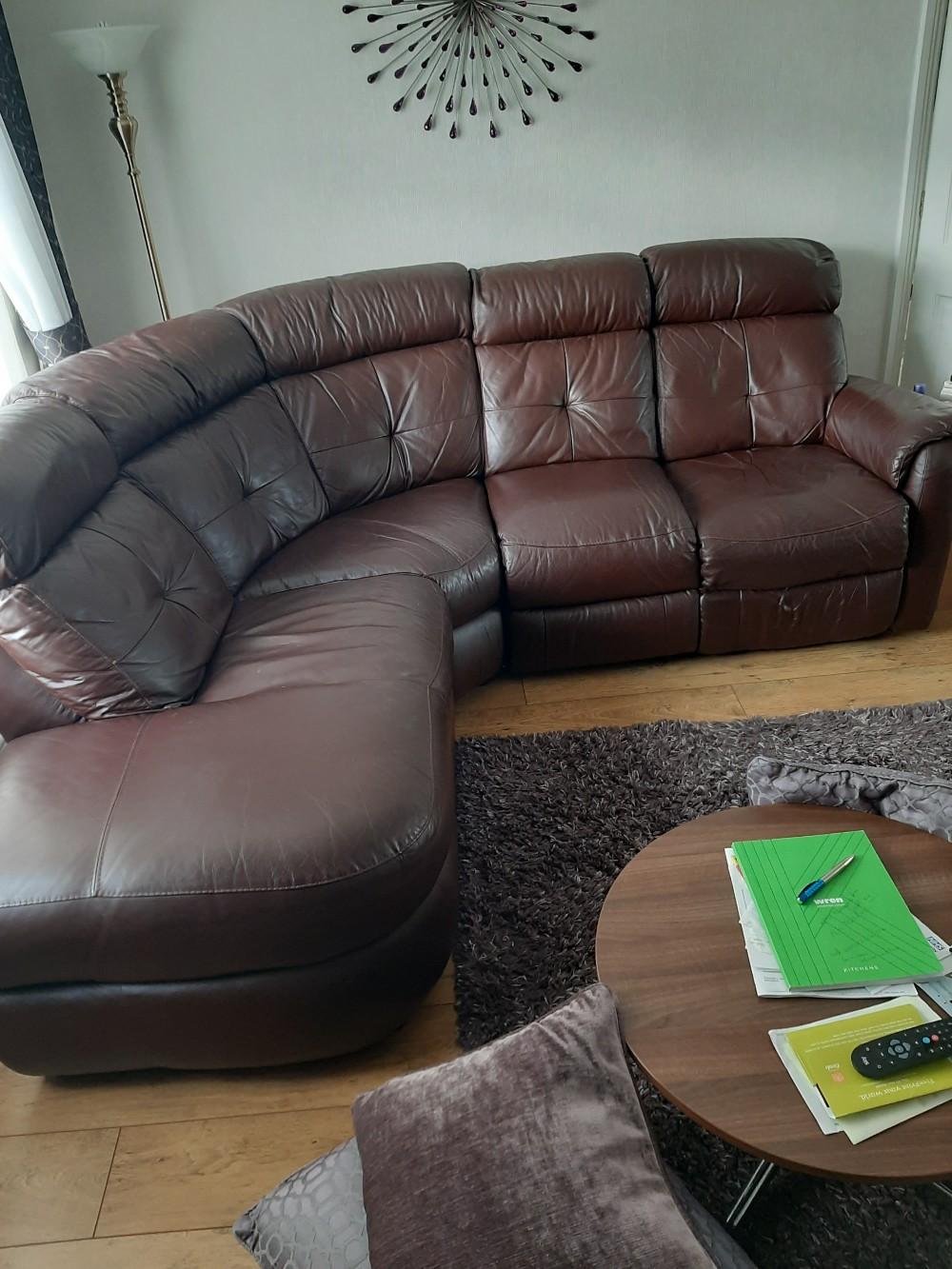 brown leather corner sofa in WV11 Wolverhampton for £150.00 for sale