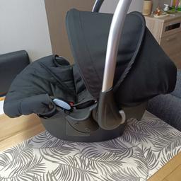 Im Auftrag zu verkaufen 
Hauck Babyschale/ Kindersitz 
Zero Plus Comfort 0-13 kg, Farbe schwarz, gebraucht,in einem sehr guten Zustand.
nur Abholung