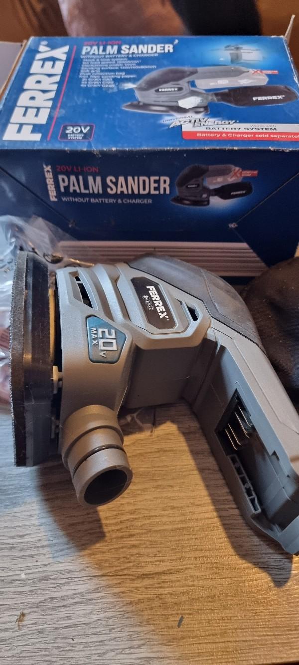 ferrex palm Sander 20v bare unit in WS2 Darlaston for £10.00 for sale