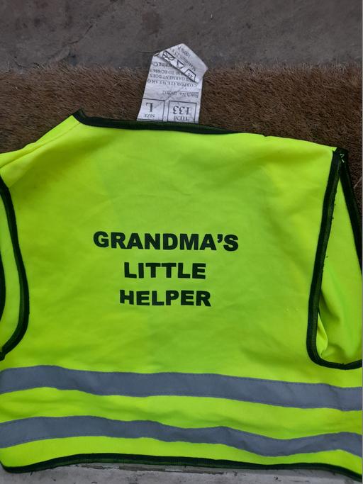 Buy & Sell Hampshire Havant - Photos for Grandma's Little Helper Child Jacket