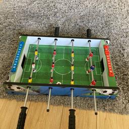 Table top football game, excellent condition