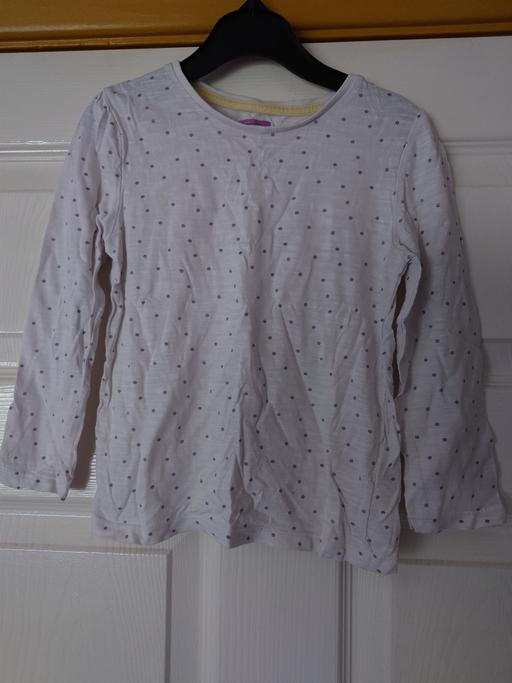 Buy & Sell Leicestershire Charnwood - Photos for Girls white spotty top size 3-4 years