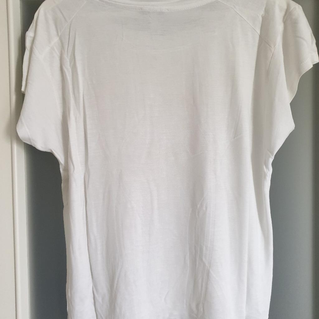 Zara T-Shirt (sehr guter Zustand)

Gr. M | UVP: 15,95€ | Zzgl. 3€ Versand

(Privatverkauf - keine Garantie, Rücknahme, Haftung, Erstattung & Umtausch vorhanden)