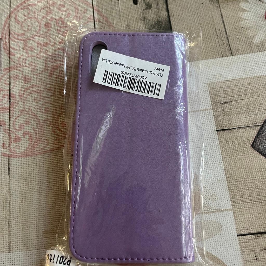 -Handyhülle für Huawei P20 lite
-original verpackt (neu)
-nie benutzt
-Farbe: lila mit Blumenmuster
-Verkauf nur innerhalb Deutschland
-Zzg Versand
-Paypal möglich
-Preis ist VB