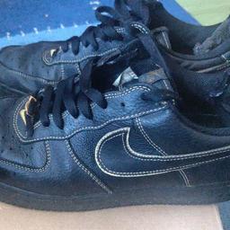 Rare Nike air force 1 low black & gold UK size 10.

Sole worn down at outer heels and material within inner heel (as seen in pics)