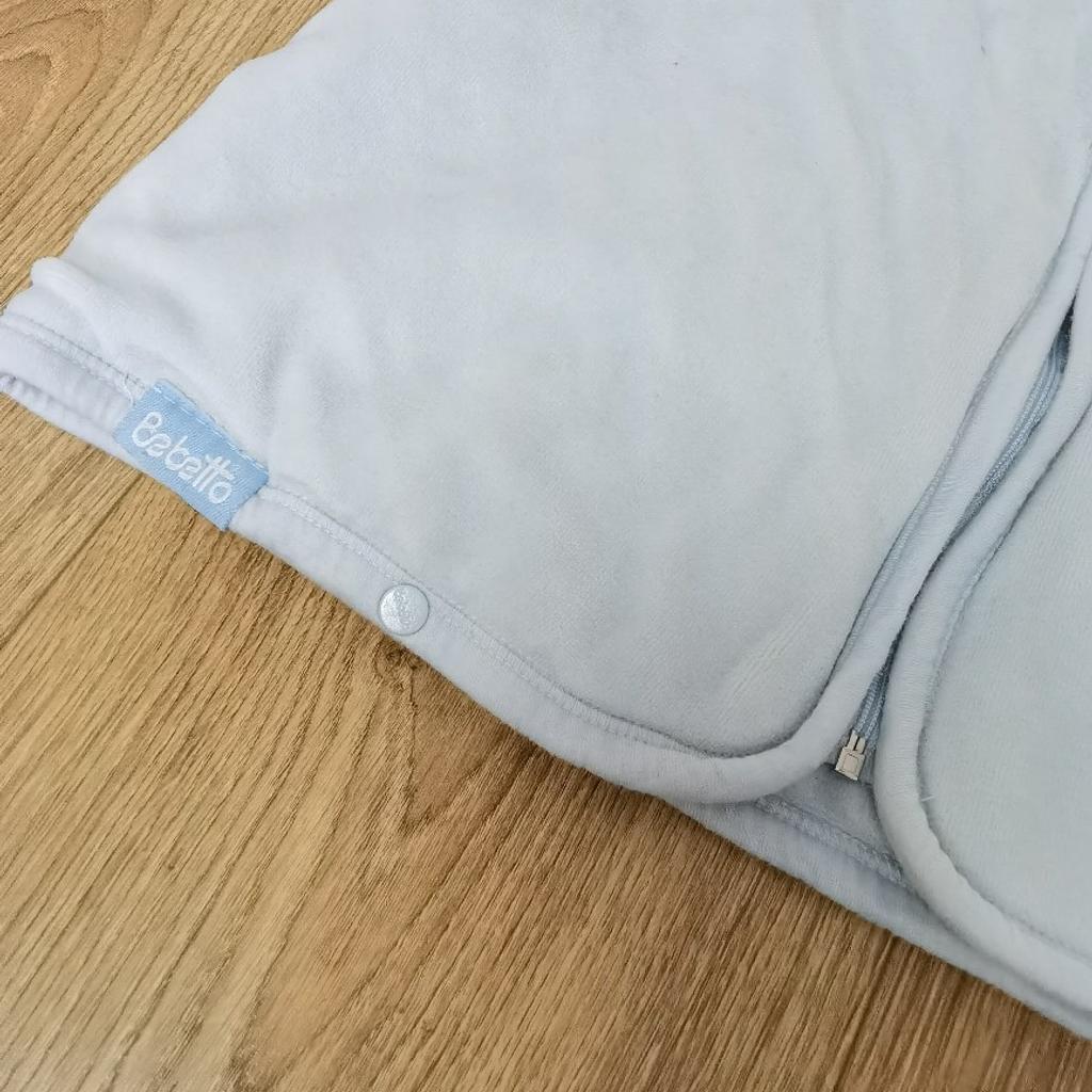 Baby Decke mit Reißverschluss kann auch als Fußsack benutzt werden