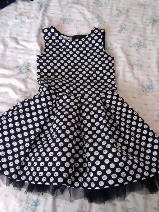 Buy & Sell Derbyshire North East Derbyshire - Photos for girls lovely dress 7-8