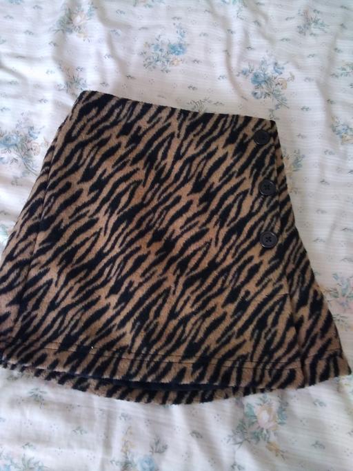 Buy & Sell Derbyshire North East Derbyshire - Photos for girls lovely skirt age 7