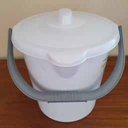 In great condition
useful addition to laundry equipment for soaking clothes