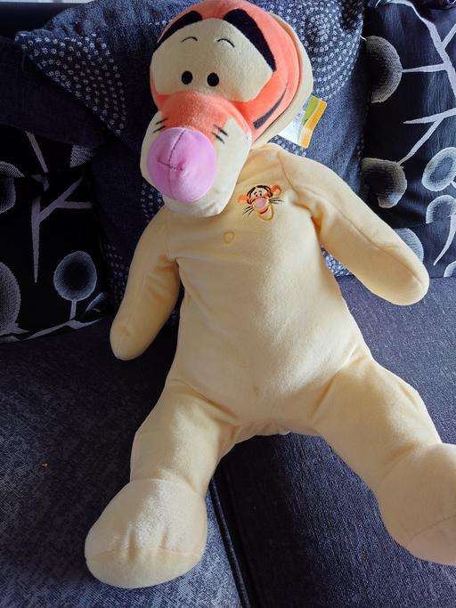 Buy & Sell Leicestershire Charnwood - Photos for Large Tigger soft toy