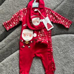 Boys / girl clothing all new with tags
-boys 0-3 months my first Christmas outfit with matching bib and hat £6
-unisex adidas hoodie 5-6 years £20
Comes from a smoke and pet free home
COLLECTION ONLY S2
