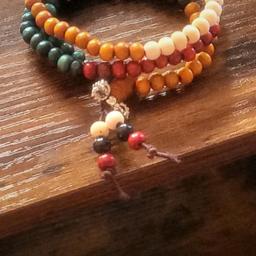 stunning multi colour tibetan handmade,  sandlewood, chicory 108 bead Mala meditation rosary bracelet/necklace, great stylish 108 bead balsa rosary bracelet.