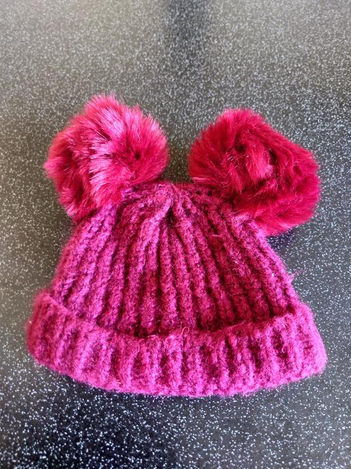 Buy & Sell Leicestershire Charnwood - Photos for Baby girls bobble hat size 3-6 months