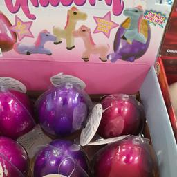 Dinosaur or Unicorn large grow eggs. Just add water. £4 each.

collection from jb bargains, unit 21, arndale, Accrington.

please see my other items.