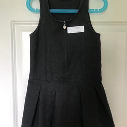 💥💥 OUR PRICE IS JUST £2 💥💥

Preloved girls school pinafore dress in grey

Age: 5 years
Brand: Next
Condition: like new hardly used

All our preloved school uniform items have been washed in non bio, laundry cleanser & non bio napisan for peace of mind

Collection is available from the Bradford BD4/BD5 area off rooley lane (we have no shop)

Delivery available for fuel costs

We do post if postage costs are paid For

No Shpock wallet sorry