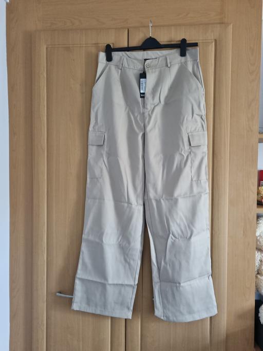 Buy & Sell South East London Croydon - Photos for BNWT Ladies High Waisted Cargo trousers 