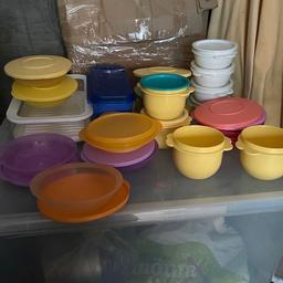 Tupperware in verschiedenen Größe