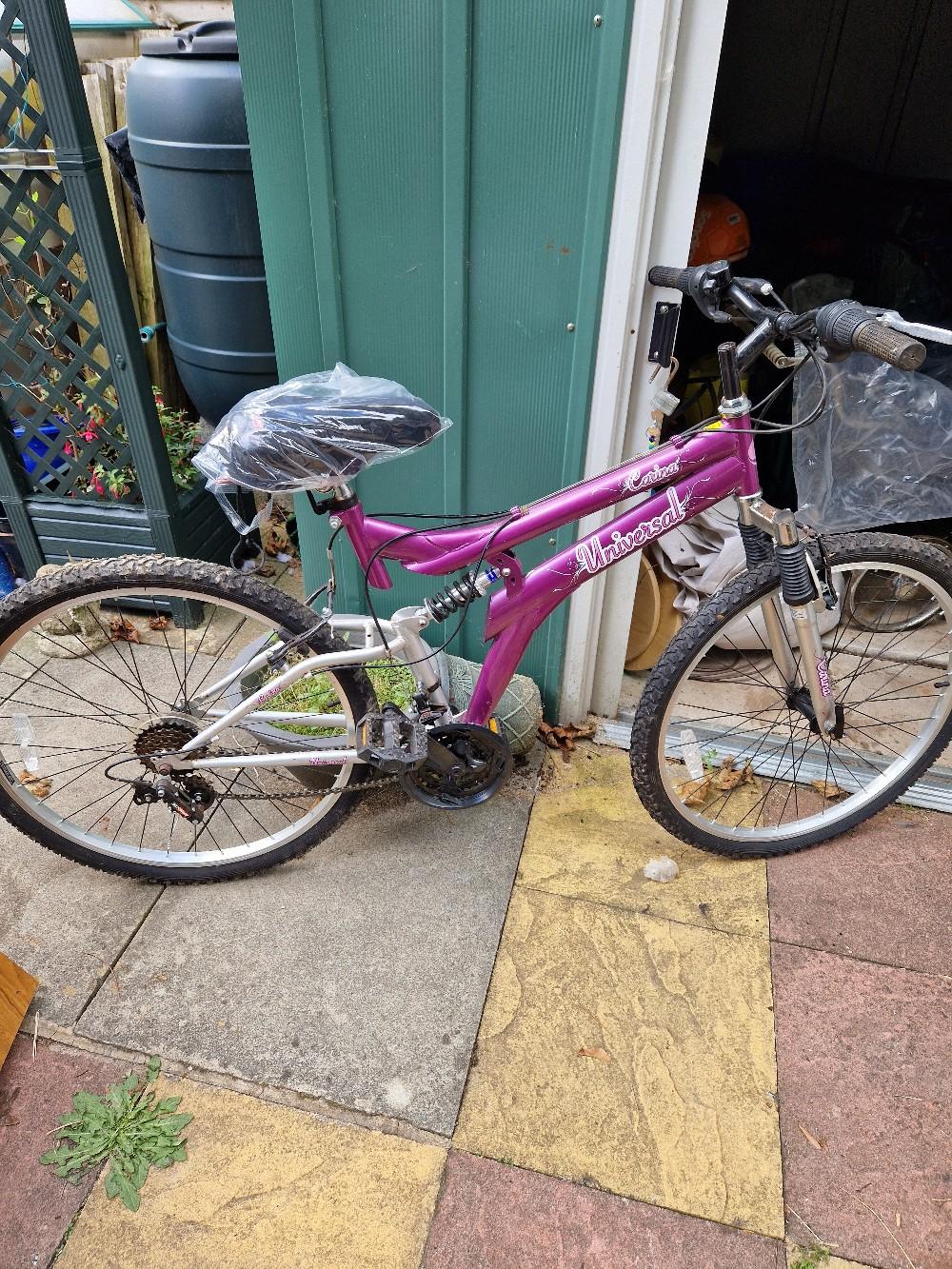 Women's 26 sale inch bike used