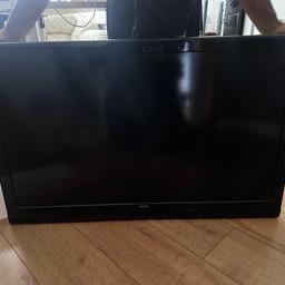 We want the TV gone as it’s taking up to much space!!
Nice big tv works perfectly fine we have had it for a while. The speakers work you can hear sound from them, but we have had the tv for a while. Nothing wrong with it we just got a new tv. FOR FREE!! 